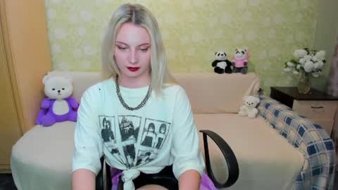 Marie online show from May 20, 2026, 4:46 pm