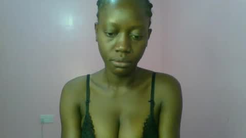 Snapshot of _sweet_gabriella chatting on February 24, 2025, 1:13 am Gabriella online show from February 24, 2025, 1:13 am