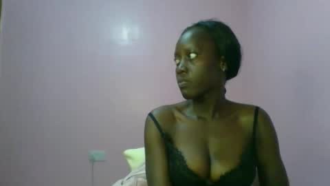 Snapshot of _sweet_gabriella chatting on October 14, 2025, 9:43 am Gabriella online show from October 14, 2025, 9:43 am