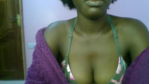 Snapshot of _sweet_gabriella chatting on October 31, 2025, 8:21 pm Gabriella online show from October 31, 2025, 8:21 pm