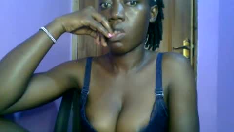 Snapshot of _sweet_gabriella chatting on June 10, 2026, 12:11 am Gabriella online show from June 10, 2026, 12:11 am