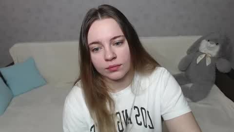 Lana online show from March 10, 2025, 7:10 am