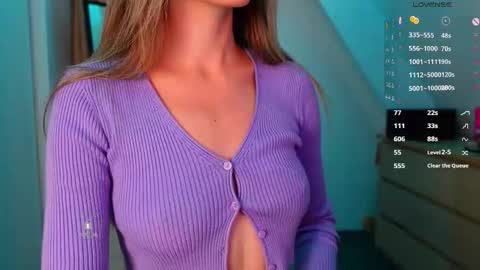 Snapshot of _sweetcams_ chatting on September 16, 2025, 6:03 am Dasha online show from September 16, 2025, 6:03 am