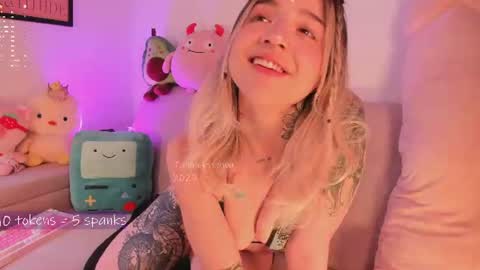 _tammarra_ online show from July 14, 2026, 3:51 pm