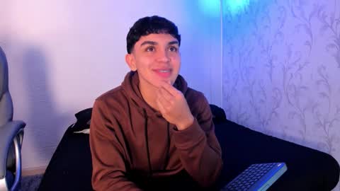 _taylorblack online show from December 20, 2025, 11:39 am