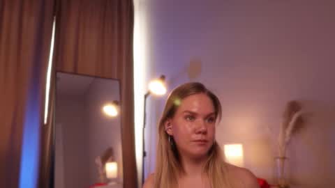 Annie online show from March 11, 2025, 7:48 am