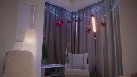 Annie online show from February 20, 2026, 6:26 am