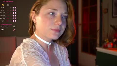 Snapshot of _the_sun_ chatting on July 5, 2026, 7:32 pm Evi online show from July 5, 2026, 7:32 pm