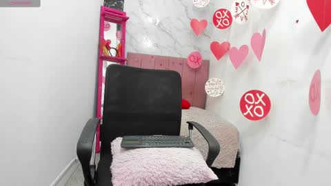 tinny online show from February 14, 2025, 2:23 pm