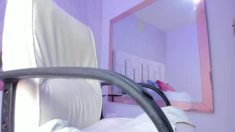 Rousse  online show from October 4, 2025, 7:01 pm