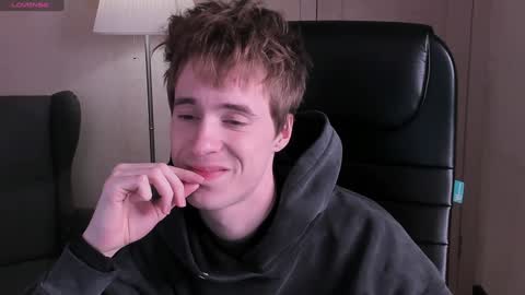 Snapshot of _tokyo_ghoul chatting on December 13, 2024, 5:05 am _tokyo_ghoul online show from December 13, 2024, 5:05 am