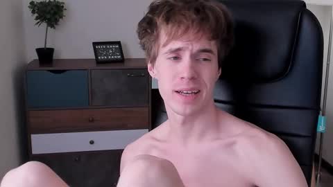 Snapshot of _tokyo_ghoul chatting on February 22, 2025, 2:30 pm _tokyo_ghoul online show from February 22, 2025, 2:30 pm