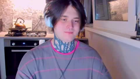 Snapshot of _torfin_ chatting on March 18, 2026, 12:03 am _torfin_ online show from March 18, 2026, 12:03 am