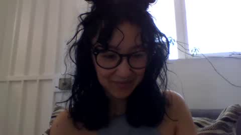 _tutti_frutti_ online show from February 8, 2025, 8:32 pm