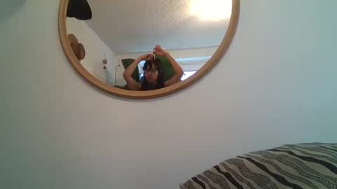 _tutti_frutti_ online show from February 22, 2026, 8:18 pm