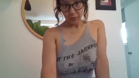 _tutti_frutti_ online show from June 15, 2026, 8:55 pm