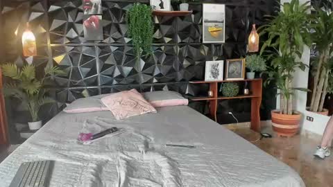 Snapshot of _valentina_69 chatting on September 19, 2025, 3:45 pm _valentina_69 online show from September 19, 2025, 3:45 pm