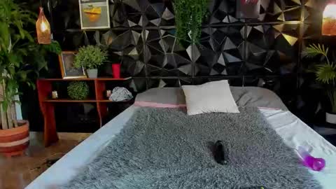 Snapshot of _valentina_69 chatting on October 16, 2025, 2:40 pm _valentina_69 online show from October 16, 2025, 2:40 pm