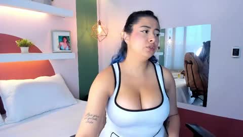 Snapshot of _valeryboobs_ chatting on May 26, 2026, 1:51 pm _valeryboobs_ online show from May 26, 2026, 1:51 pm