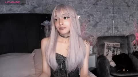 Snapshot of _valuu chatting on October 16, 2025, 1:56 pm Valuu online show from October 16, 2025, 1:56 pm