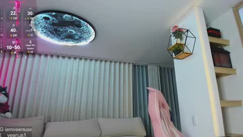 stephany online show from March 10, 2025, 12:51 am