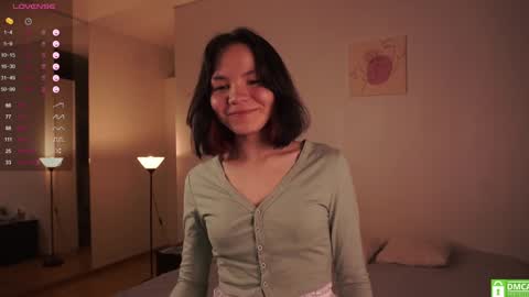 Snapshot of _vi_vi_ chatting on February 1, 2025, 6:08 pm Viola online show from February 1, 2025, 6:08 pm