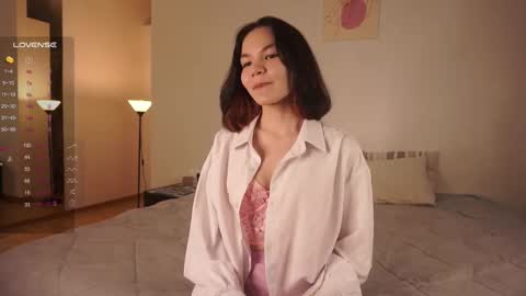 Snapshot of _vi_vi_ chatting on February 23, 2025, 6:12 pm Viola online show from February 23, 2025, 6:12 pm