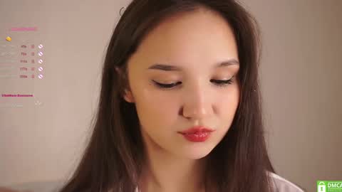 Snapshot of _vi_vi_ chatting on March 6, 2025, 3:35 pm Viola online show from March 6, 2025, 3:35 pm