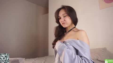 Snapshot of _vi_vi_ chatting on March 8, 2025, 8:03 pm Viola online show from March 8, 2025, 8:03 pm