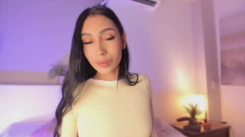 Snapshot of _victoria_lee chatting on May 28, 2026, 12:24 pm Victoria online show from May 28, 2026, 12:24 pm