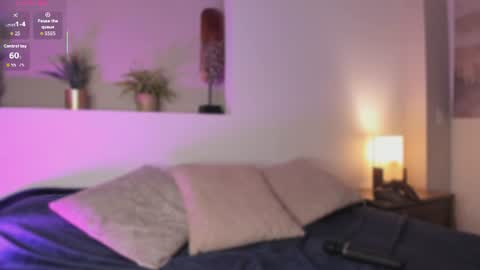 Snapshot of _victoria_lee chatting on July 22, 2026, 12:19 pm Victoria online show from July 22, 2026, 12:19 pm