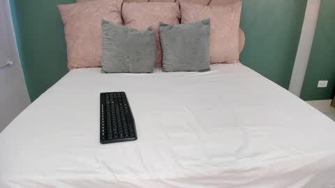 Snapshot of _vix555_ chatting on December 6, 2024, 3:55 pm Vix online show from December 6, 2024, 3:55 pm