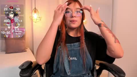 Snapshot of _vix555_ chatting on December 20, 2024, 9:39 pm Vix online show from December 20, 2024, 9:39 pm