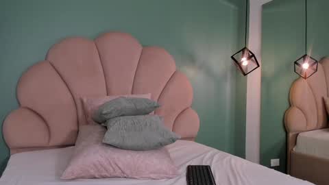 Snapshot of _vix555_ chatting on February 3, 2025, 12:36 am Vix online show from February 3, 2025, 12:36 am