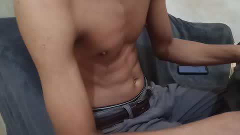 Snapshot of _vov_ chatting on March 7, 2025, 2:12 pm _vov_ online show from March 7, 2025, 2:12 pm