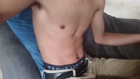 Snapshot of _vov_ chatting on September 17, 2025, 2:57 am _vov_ online show from September 17, 2025, 2:57 am