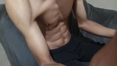 Snapshot of _vov_ chatting on April 21, 2026, 12:22 pm _vov_ online show from April 21, 2026, 12:22 pm
