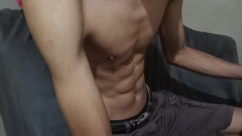 Snapshot of _vov_ chatting on May 2, 2026, 11:48 am _vov_ online show from May 2, 2026, 11:48 am