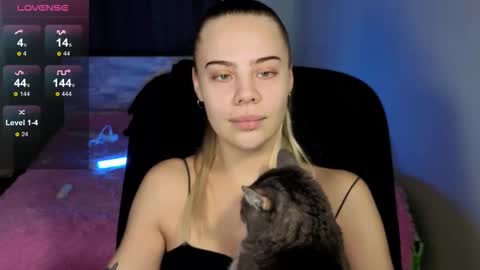 Snapshot of _wednesday_addams_ chatting on September 16, 2025, 9:32 am Vera online show from September 16, 2025, 9:32 am