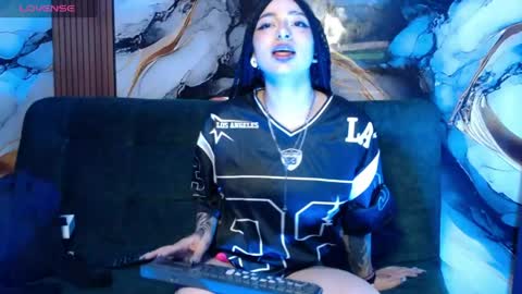 _weird_sativa online show from April 25, 2026, 7:00 am
