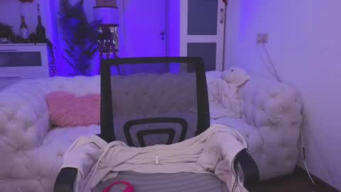 Wendy online show from February 21, 2025, 11:44 am