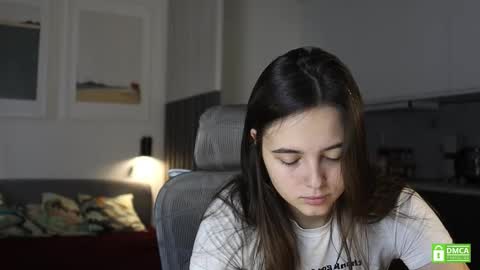 Snapshot of _whoareu_ chatting on October 2, 2025, 12:01 pm Kristina online show from October 2, 2025, 12:01 pm