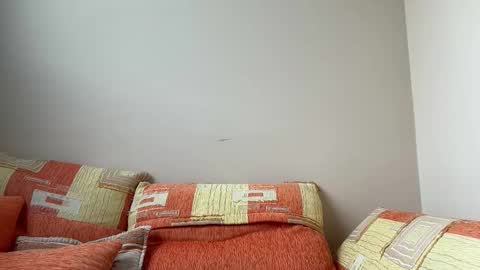 Snapshot of _whoareu_ chatting on October 10, 2025, 11:42 am Kristina online show from October 10, 2025, 11:42 am