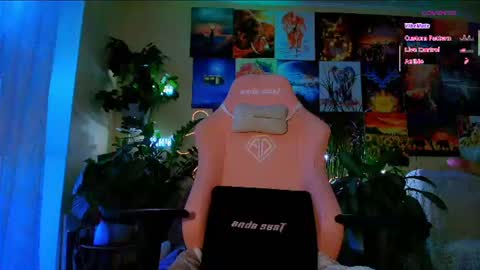 Snapshot of _witch__ chatting on June 18, 2026, 9:14 am Enni online show from June 18, 2026, 9:14 am
