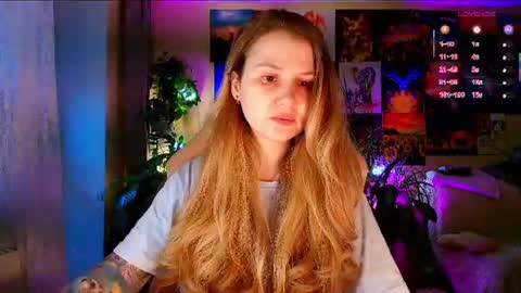 Snapshot of _witch__ chatting on July 7, 2026, 5:21 am Enni online show from July 7, 2026, 5:21 am