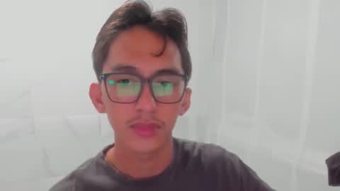 Snapshot of _xxhavefunwithme69_ chatting on November 20, 2025, 5:56 pm Andrei online show from November 20, 2025, 5:56 pm