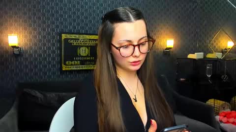 _your__pleasure_ online show from November 4, 2025, 7:02 pm