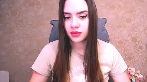 Snapshot of _your_fantasy_girl chatting on July 3, 2026, 3:57 am Alisa online show from July 3, 2026, 3:57 am