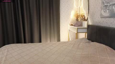 Snapshot of _your_sweetdream chatting on October 11, 2025, 8:24 am Jasmine online show from October 11, 2025, 8:24 am