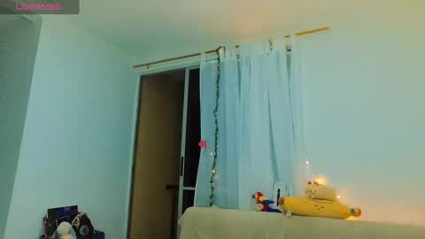 _yourcherrybomb online show from March 2, 2025, 8:38 am